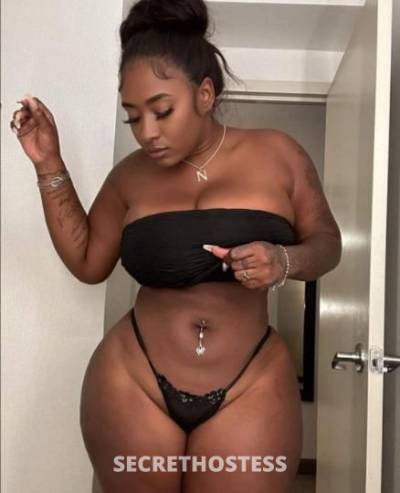 28 year old Escort in Staten Island NY ?? I'm an open-minded girl who needs a cock to make me 