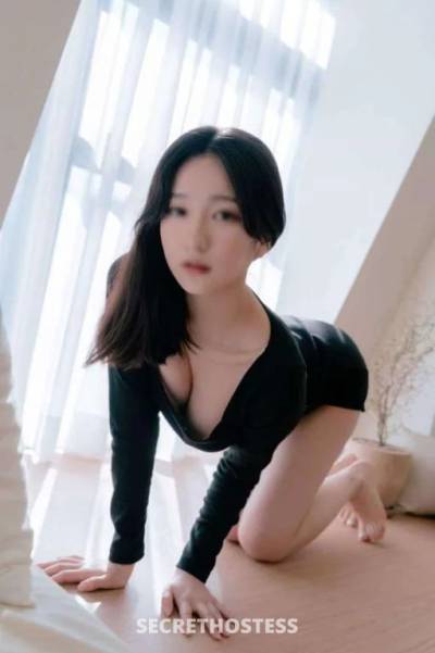 22 year old Asian Escort in Klemzig Adelaide 100 Real A+++. Action Sensual, Hot, Curvy Asian Fun &amp