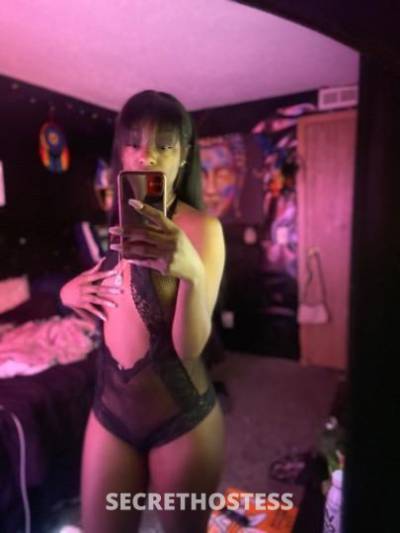 Henny 23Yrs Old Escort Bismarck ND Image - 1