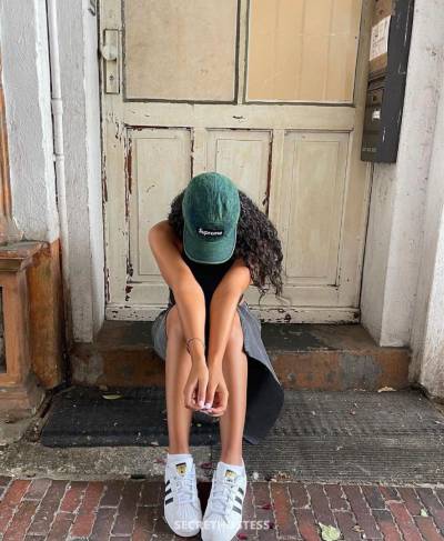 27 year old European Escort in Parkersburg WV When was the last time you did something for the first time