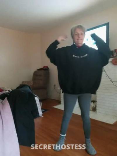 44 year old Escort in Buffalo NY incall only available, content available