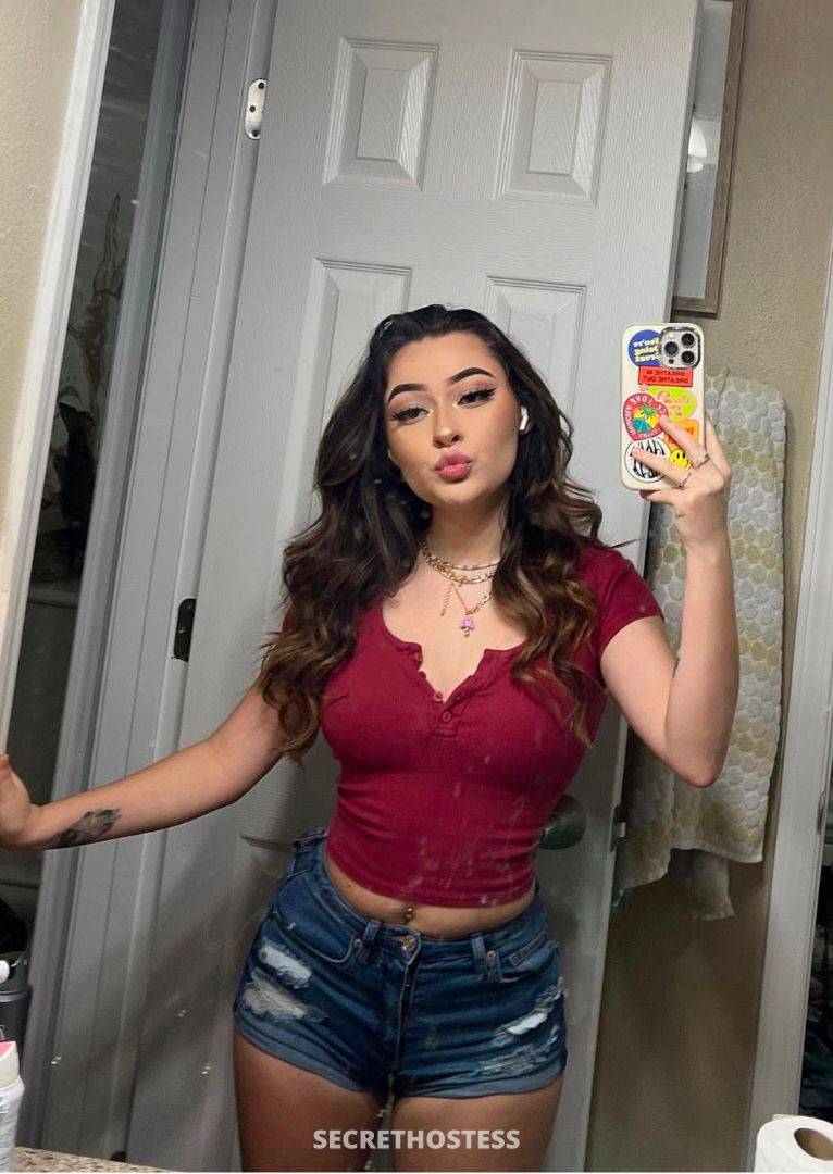 Leslie 23Yrs Old Escort Size 6 Gainesville FL Image - 2