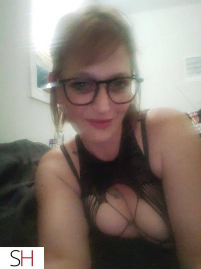 41 year old European Escort in Winnipeg European goddess come play with me