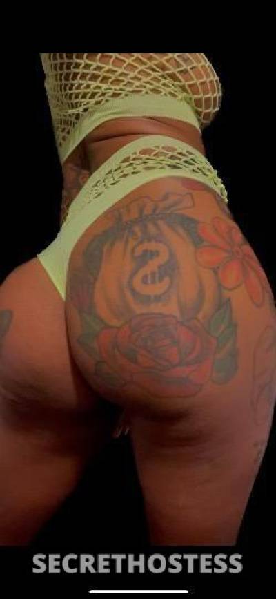 23 year old Escort in Toledo OH come see me daddy