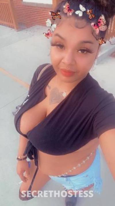 Pocahontas 22Yrs Old Escort Milwaukee WI Image - 7