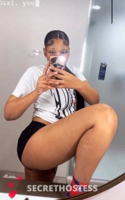 22Yrs Old Escort Milwaukee WI Image - 1