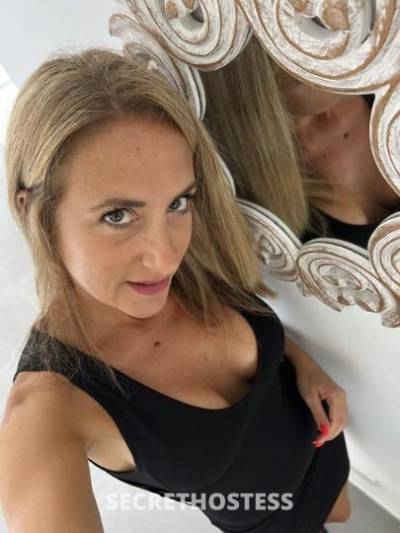 43Yrs Old Escort Houston TX Image - 1