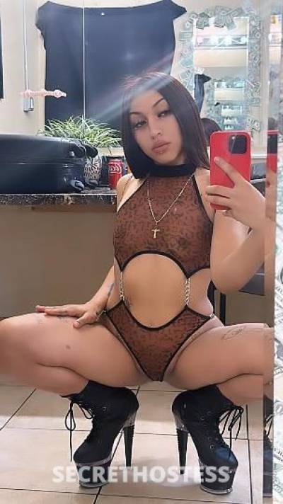 Young sexy milf outcalls cardates no bare no anal no gfe  in Phoenix AZ