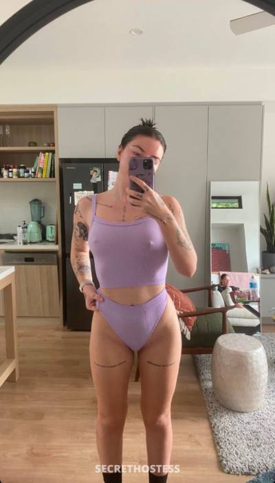25 year old Escort in Hamilton Down for fun