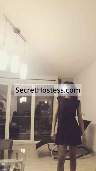 28 Year Old French Escort Luxembourg Black Hair Brown eyes - Image 2
