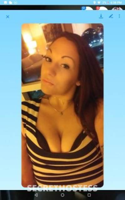 29 year old Escort in Houma LA sexy brunette ready to please