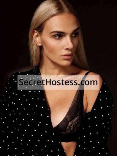 Emma Fashion Model 18Yrs Old Escort 55KG 182CM Tall Dubai Image - 2