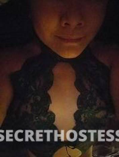 45 Year Old Asian Escort Edmonton - Image 7