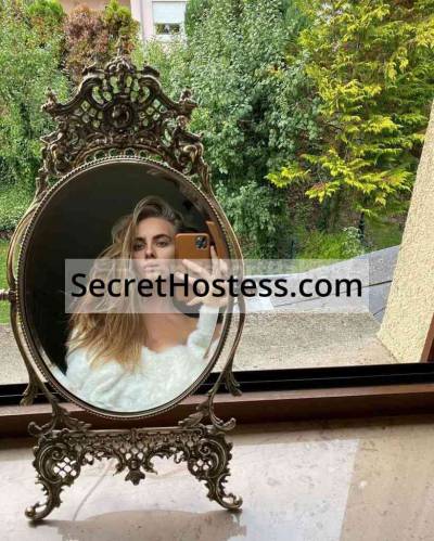 19 Year Old Italian Escort Dubai Blonde Blue eyes - Image 9