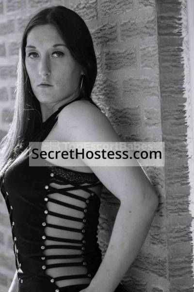 34 Year Old American Escort Chicago IL Brunette Blue eyes - Image 3