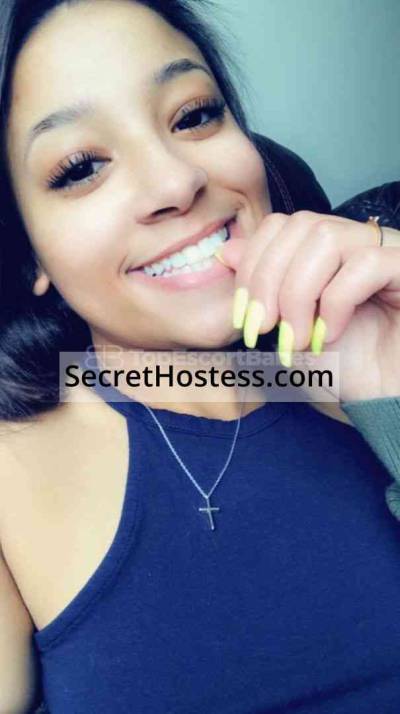 19 Year Old American Escort Chicago IL Black Hair Brown eyes - Image 1