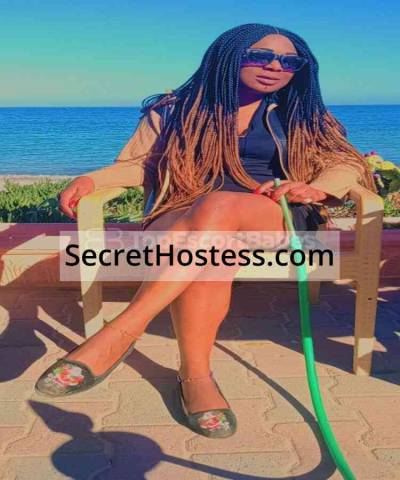 28 Year Old Cameroonian Escort Sousse Black Hair Hazel eyes - Image 3