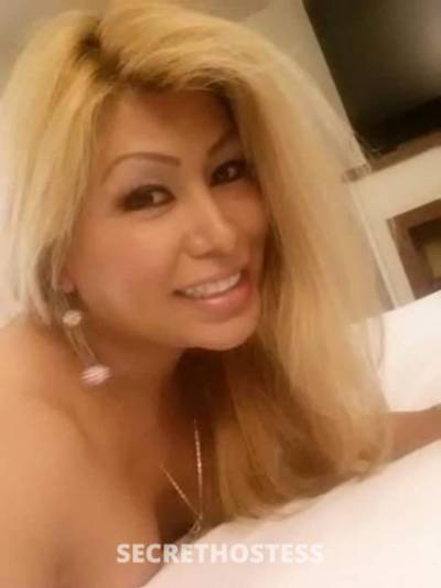 29 Year Old Asian Escort Philadelphia PA - Image 2