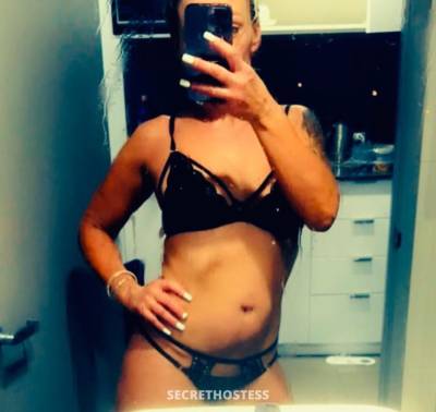 Hot, Sexy Milf Available for in and outcalls now in Brisbane