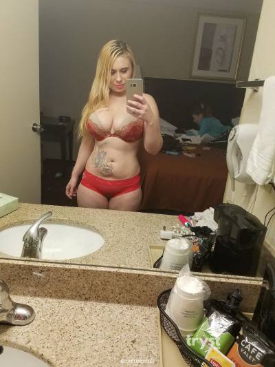 20 Year Old White Escort Sacramento CA Blonde Green eyes - Image 2