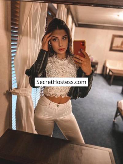 23 Year Old Caucasian Escort Belgrade Brown Hair Green eyes - Image 3