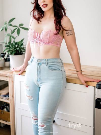 Lyla Cherry - VANCOUVER + LANGLEY in Langley