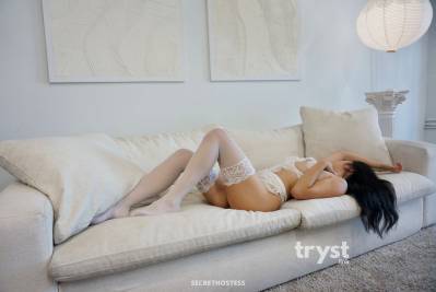 20 Year Old Chinese Escort Los Angeles CA - Image 5