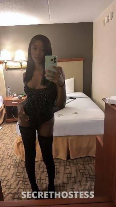 21 year old Escort in Missoula MT Sweet Petite and Discrete Upscale Spinner &amp; IC/OC