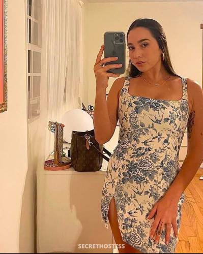 22 year old Asian Escort in Alexandria LA Hookup