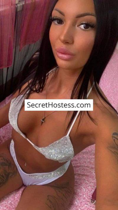 22 Year Old Caucasian Escort Toronto Black Hair Black eyes - Image 6