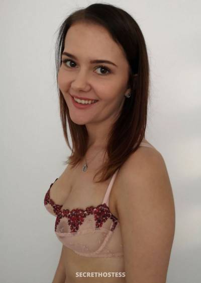 Laura 23Yrs Old Escort 51KG 165CM Tall Woodlands Image - 6