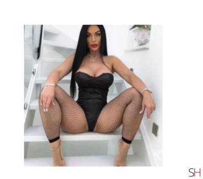 Ariana is a porno star whit great services, best massage,  in London