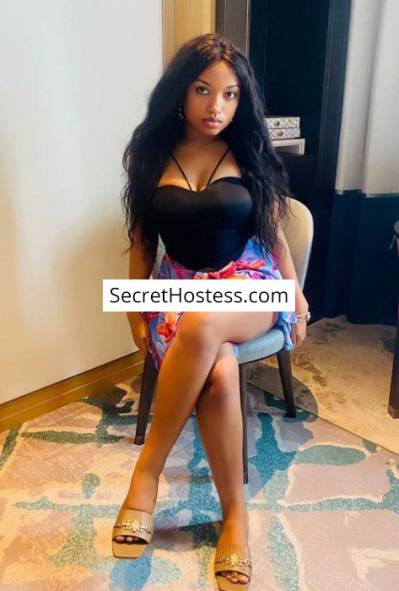 22 Year Old Ebony Escort Colombo Black Hair Black eyes - Image 1