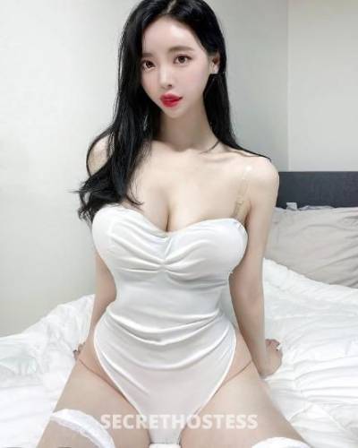 25 Year Old Asian Escort Sacramento CA - Image 1