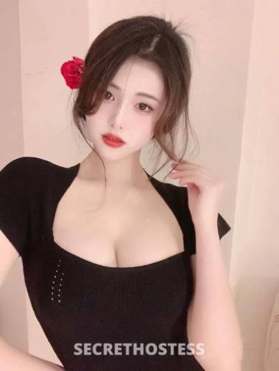 25 Year Old Asian Escort Sacramento CA - Image 2