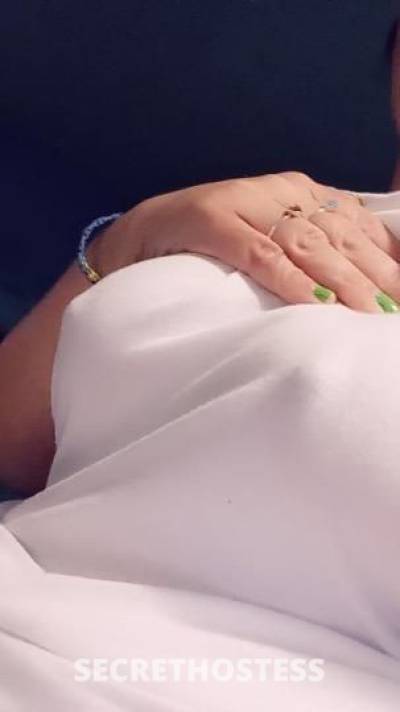 29 year old Escort in Terre Haute IN cum see me