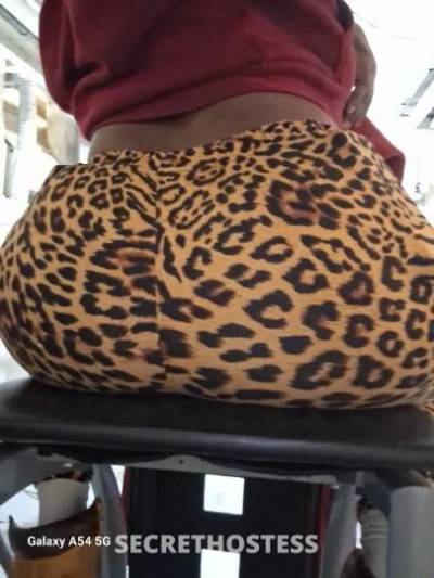 34 year old Escort in Buffalo NY Let s fuck im back