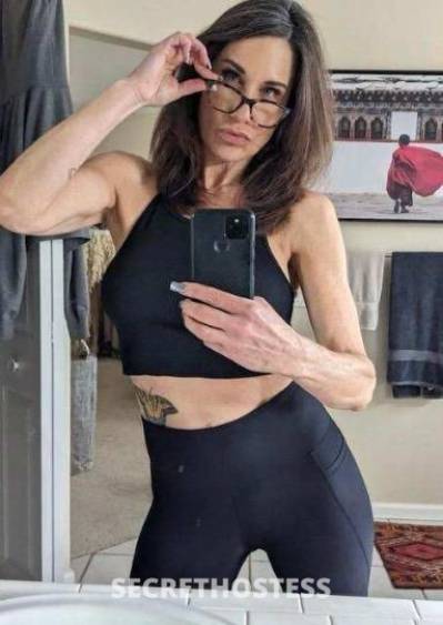 Cougar💕 hot ass housewife in Salt Lake City UT