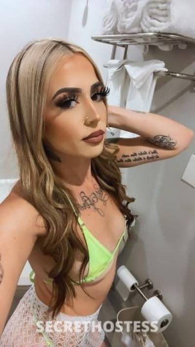 23 year old Escort in Fresno CA Shes PRETTY &amp; CLEAN ? TOP TIER COMPANY IS WHAT YOU 