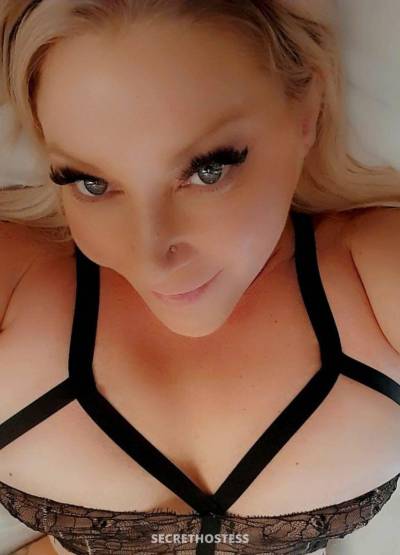 Chloe Michelle 43Yrs Old Escort Edmonton Image - 6