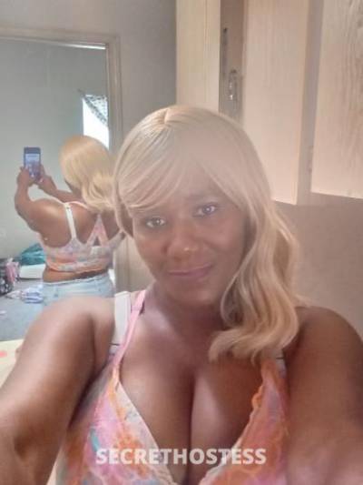 Peaches 40Yrs Old Escort Fayetteville AR Image - 10