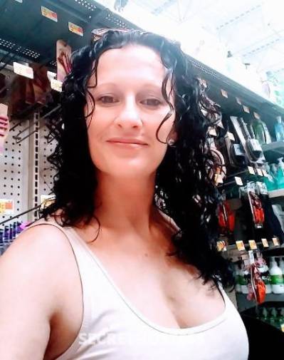 Sexy Brunette in Florence SC