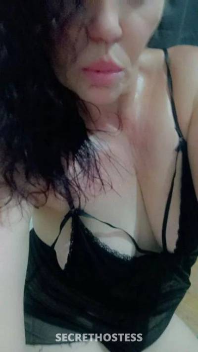 Sexy Hot Milf Who Sucks Cock Like A Pornstar in Townsville