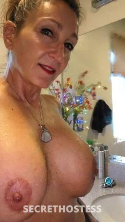 41Yrs Old Escort Hampton VA Image - 4