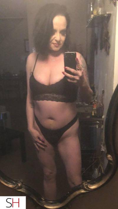 42Yrs Old Escort 162CM Tall Winnipeg Image - 0