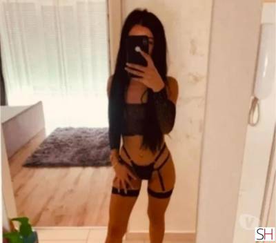 22Yrs Old Escort Size 8 Kent Image - 2