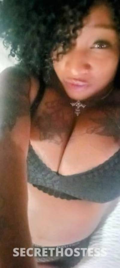 30Yrs Old Escort Chicago IL Image - 3