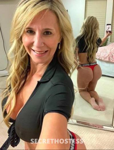 38Yrs Old Escort Charlottesville VA Image - 3