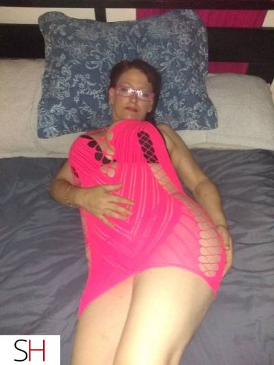 Sexy sweet MILF here to please her Kings come and play with  in Winnipeg