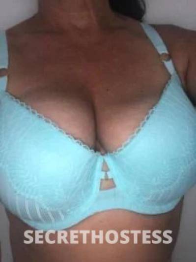 Xena 52Yrs Old Escort Cairns Image - 3